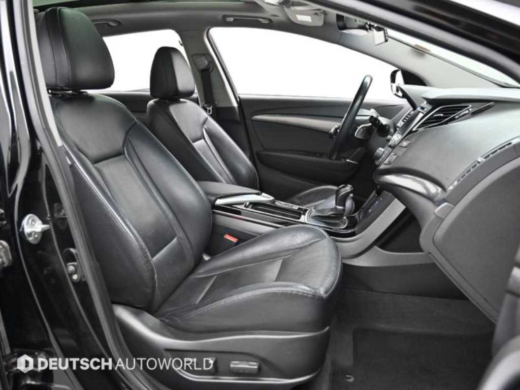 HYUNDAI i40 - Vista 12