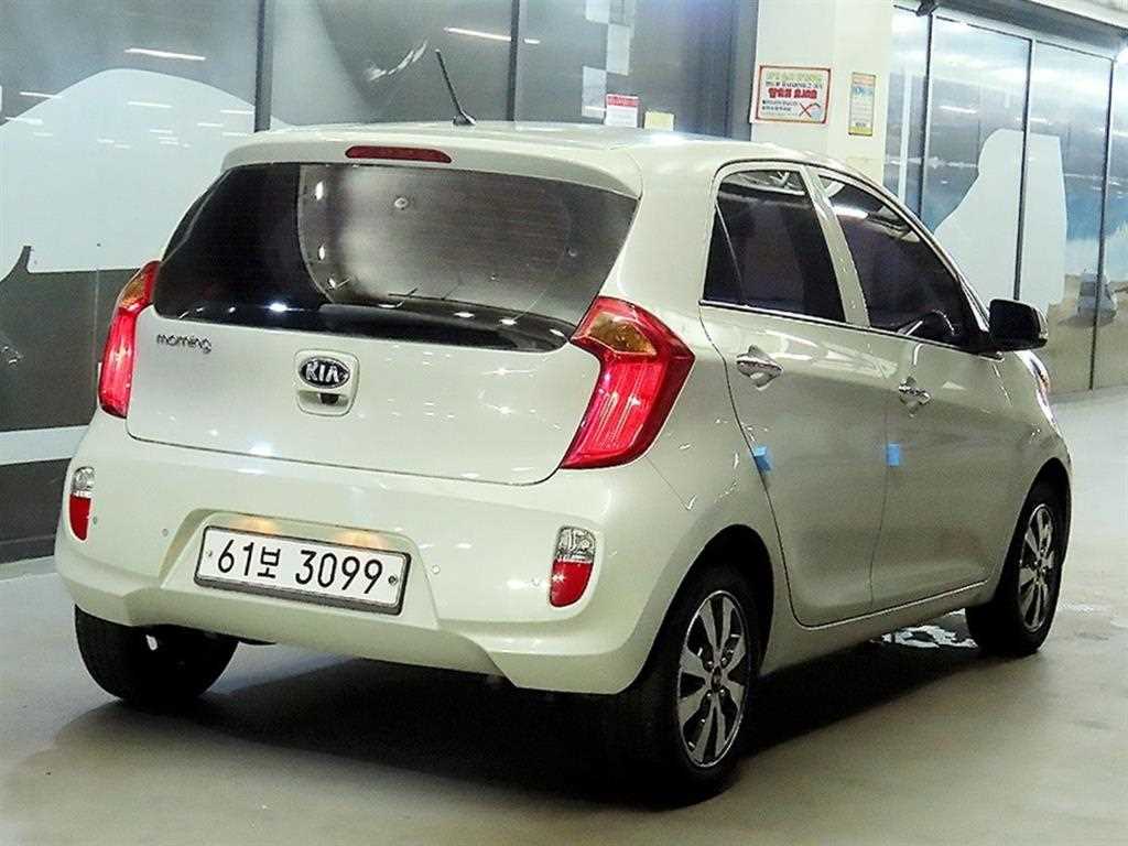 KIA Morning - Vista 6