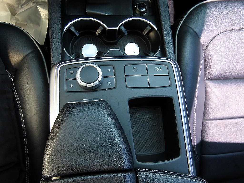 Mercedes Benz M Class 2012 Gris - Importación desde Corea - HF Imports Iquique - Foto 14