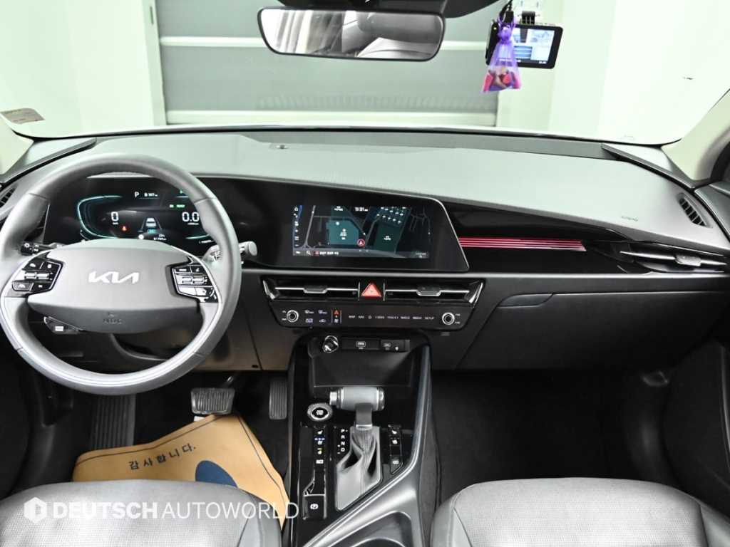 KIA Niro - Vista 9