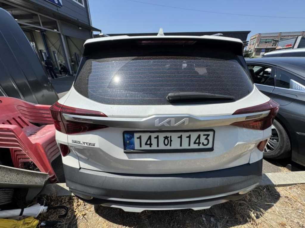 KIA Seltos - Vista 6