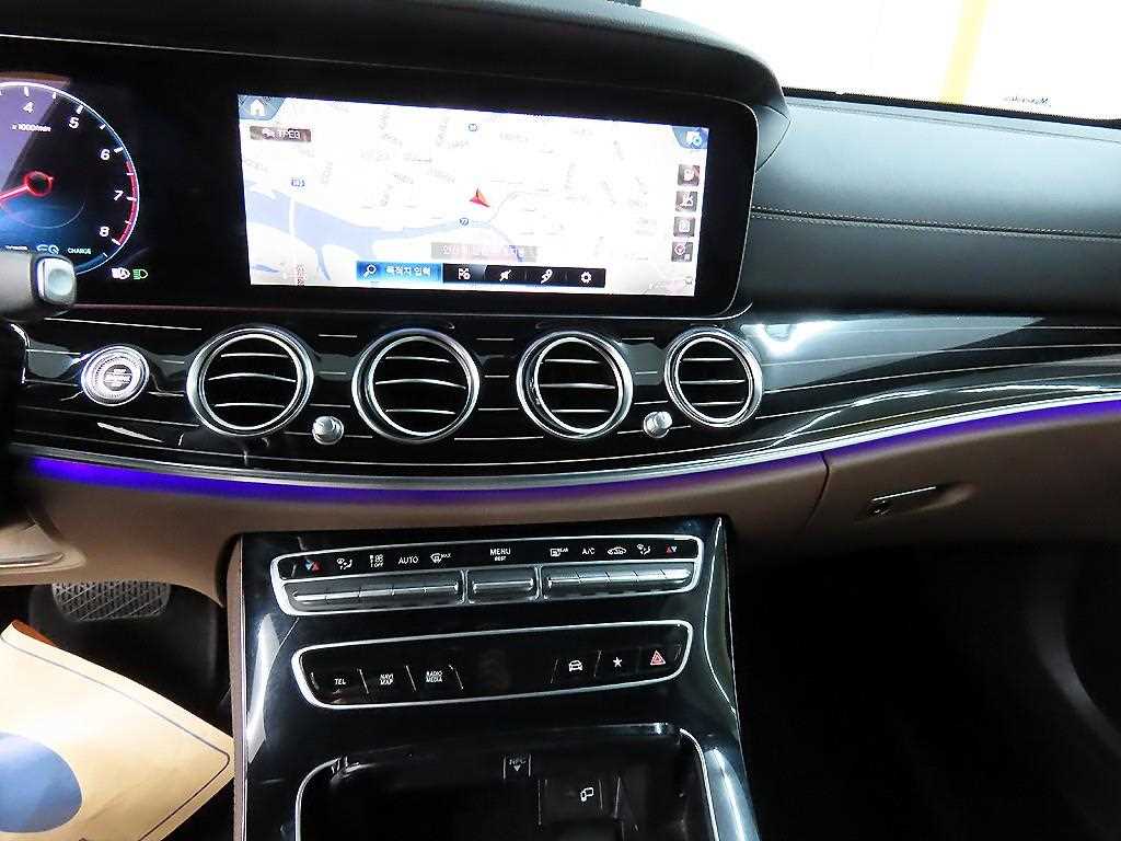 Mercedes Benz E class 2021 Blanco - Importación desde Corea - HF Imports Iquique - Foto 17