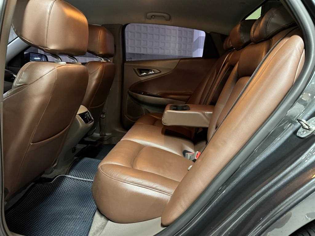 Chevrolet Malibu - Vista 2