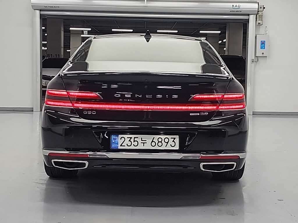 Genesis G90 - Vista 3