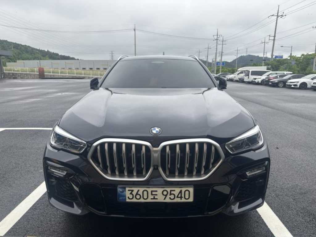 BMW X6 2021 Negro - Importación desde Corea - HF Imports Iquique - Foto 1