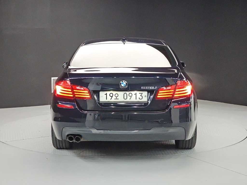 BMW 5 Series - Vista 3