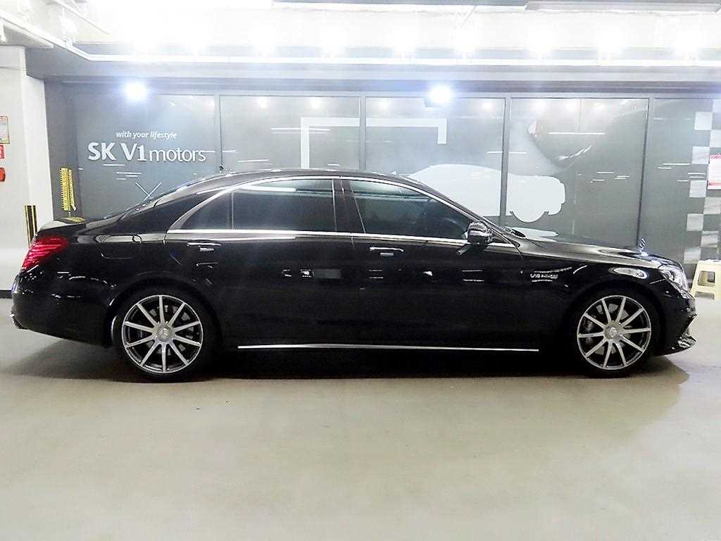 Mercedes Benz S Class - Vista 3