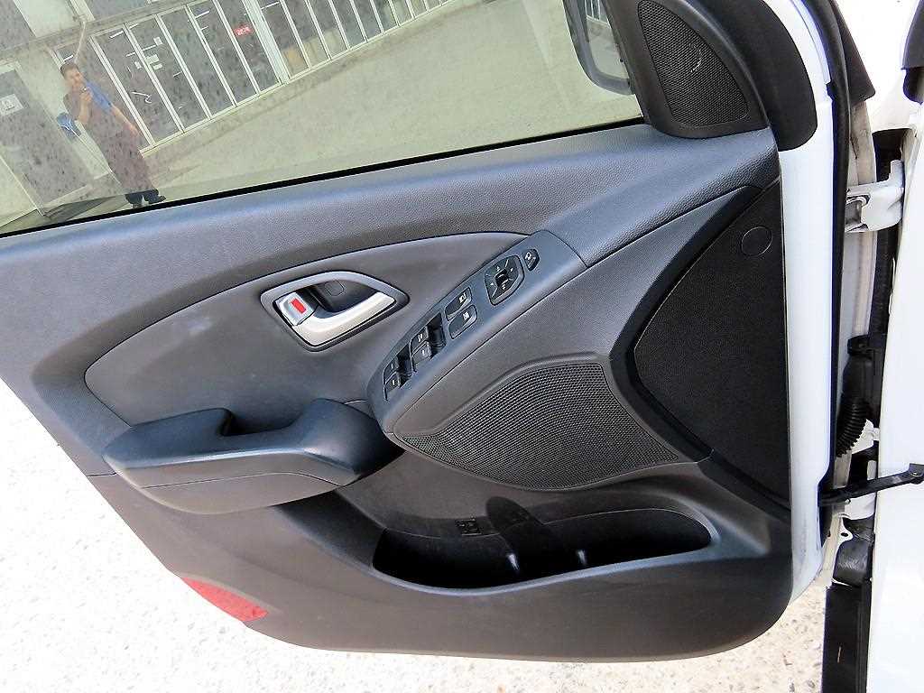 HYUNDAI Tucson 2013 Blanco - Importación desde Corea - HF Imports Iquique - Foto 13