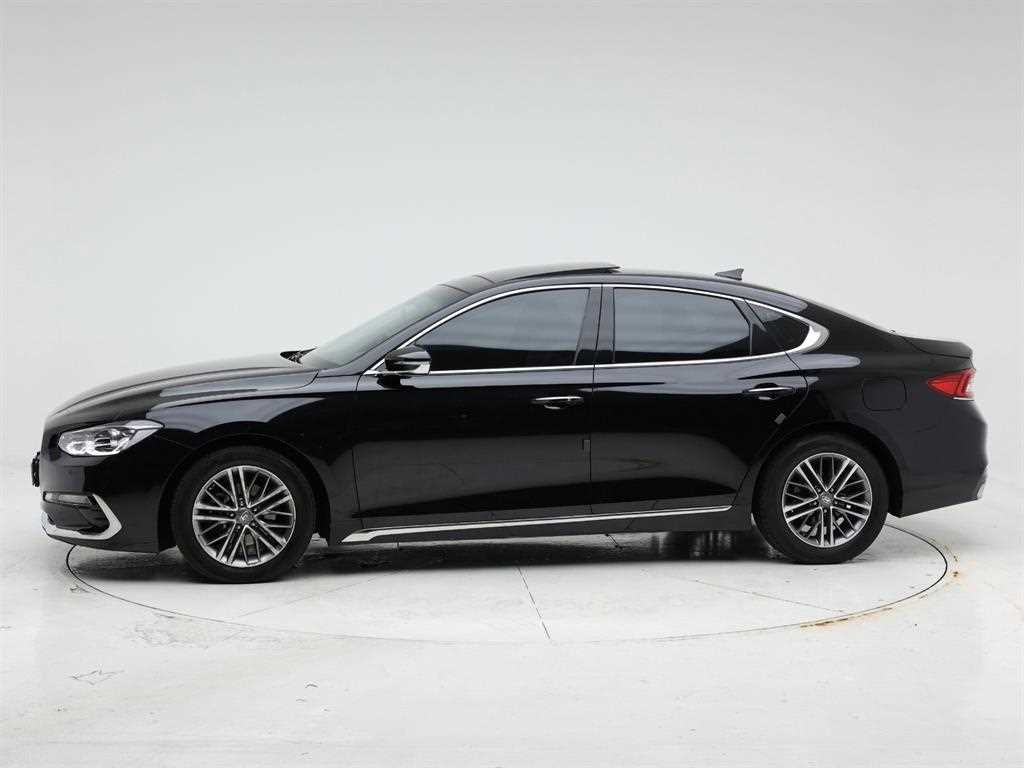 HYUNDAI Grandeur - Vista 3