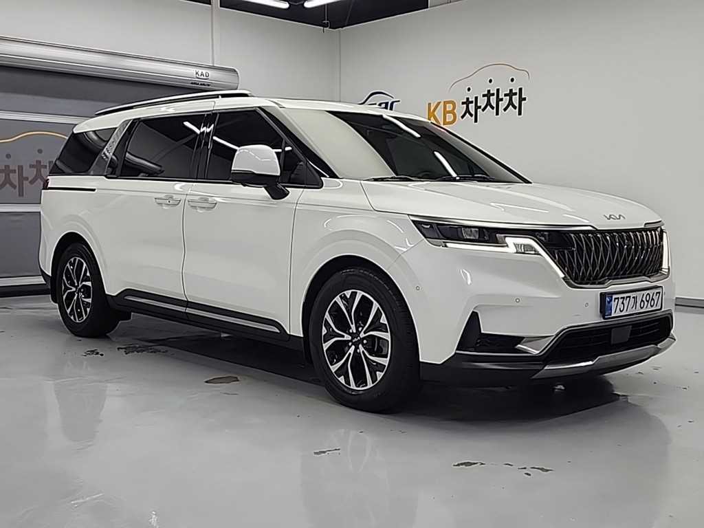 KIA Carnival - Vista 6