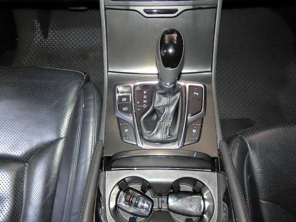 HYUNDAI Grandeur 2016 Negro - Importación desde Corea - HF Imports Iquique - Foto 14