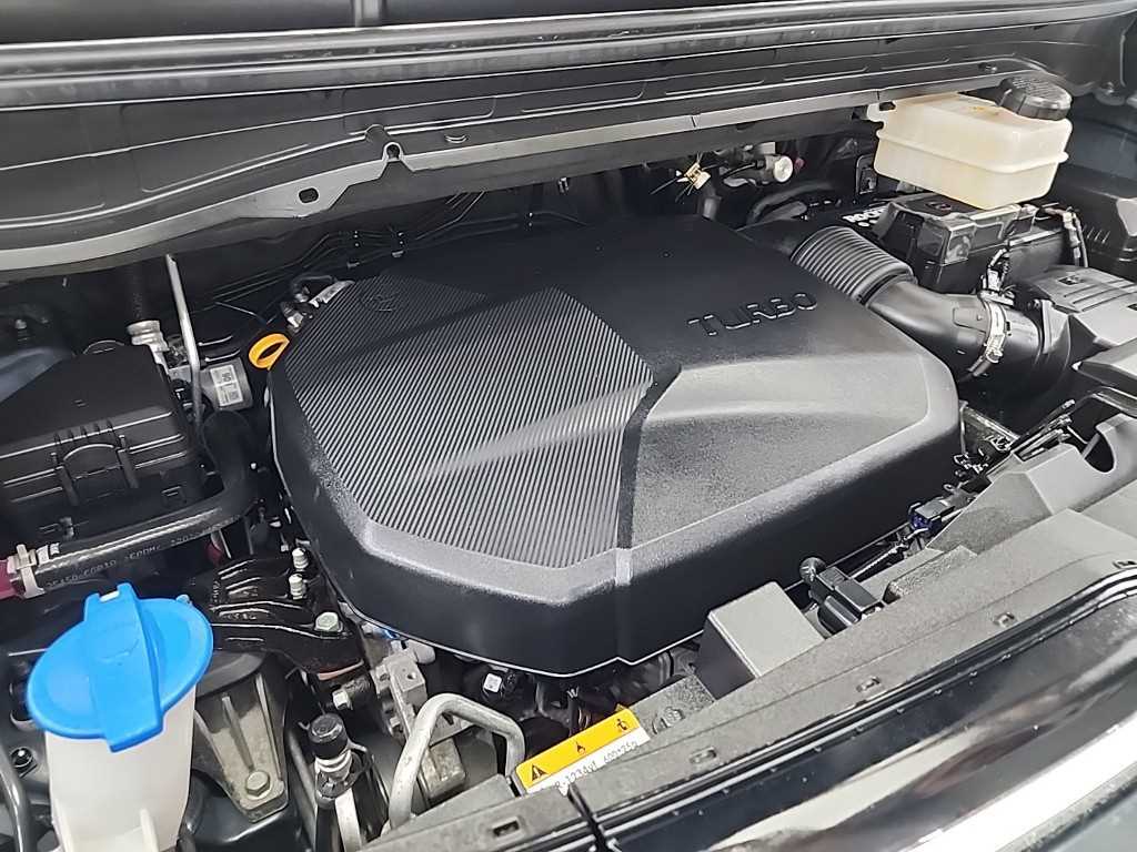 HYUNDAI Staria - Vista 7