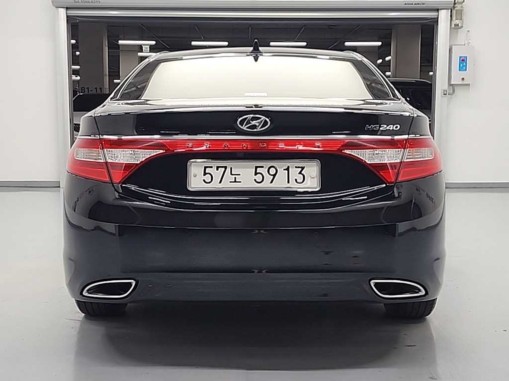 HYUNDAI Grandeur - Vista 3