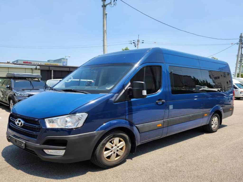 HYUNDAI Solati 2018 Azul - Importación desde Corea - HF Imports Iquique - Foto 1