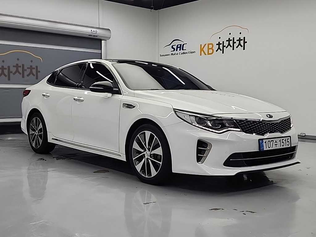 KIA K5 - Vista 6