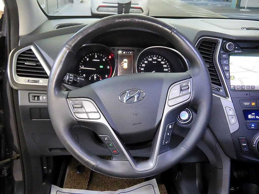 HYUNDAI Santa Fe - Vista 10