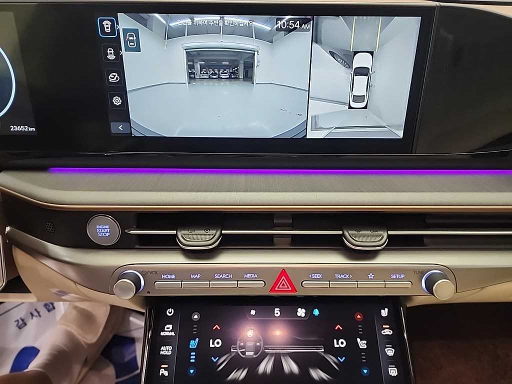 HYUNDAI Grandeur - Vista 12