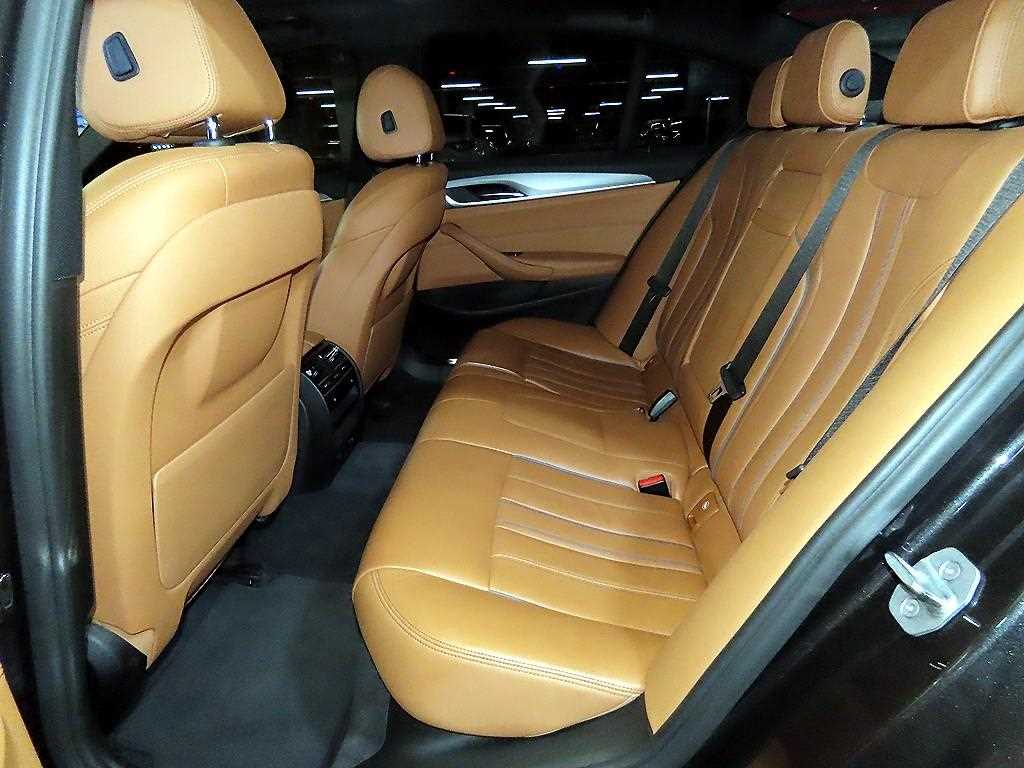 BMW 5 Series - Vista 9