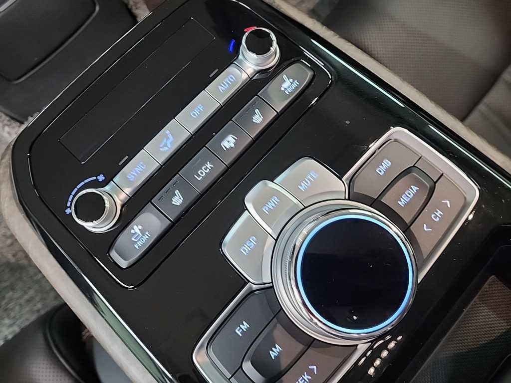 Genesis G90 2020 Negro - Importación desde Corea - HF Imports Iquique - Foto 16