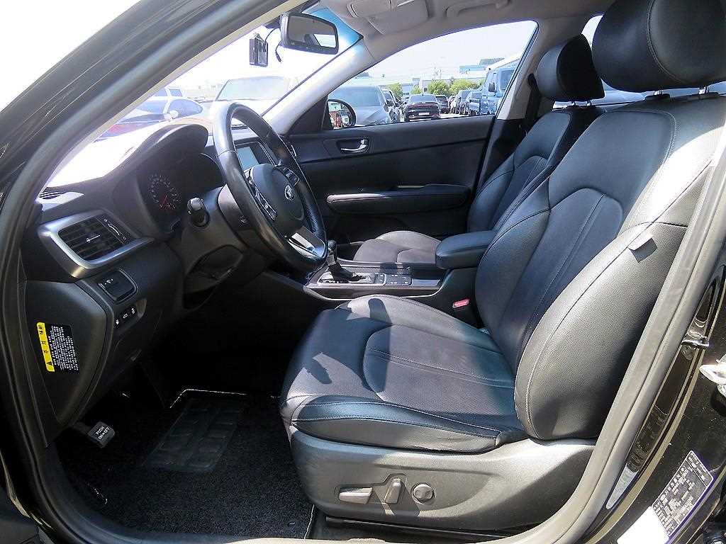 KIA K5 - Vista 7