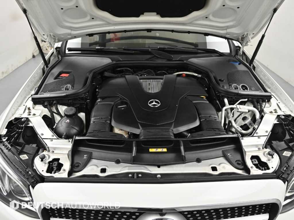 Mercedes Benz E class - Vista 8