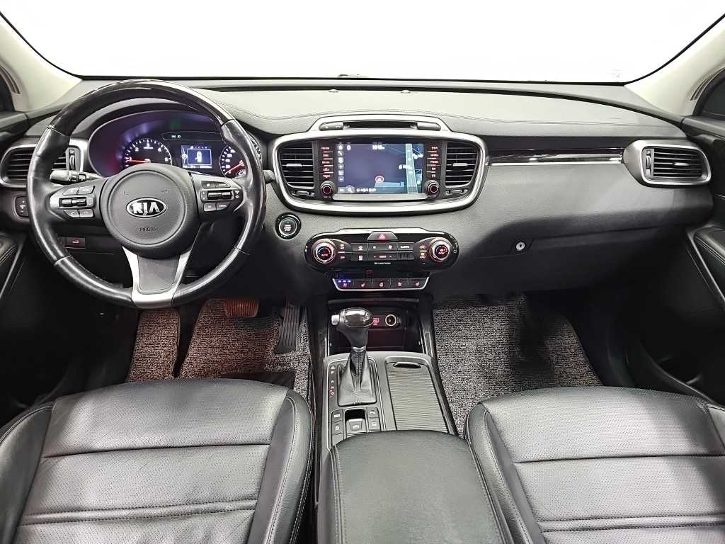 KIA Sorento - Vista 9