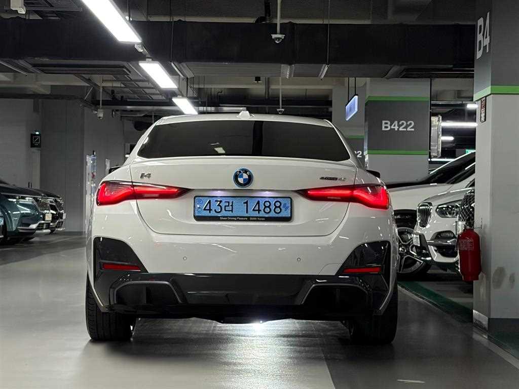 BMW i4 - Vista 6