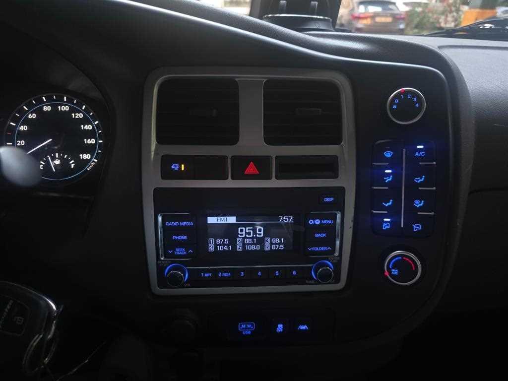 Small Truck Normal Box(High Deck) 2024 Café - Importación desde Corea - HF Imports Iquique - Foto 14