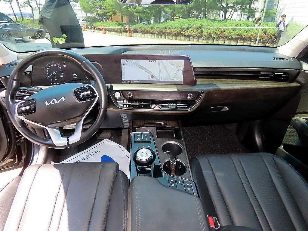 KIA K8 - Vista 9