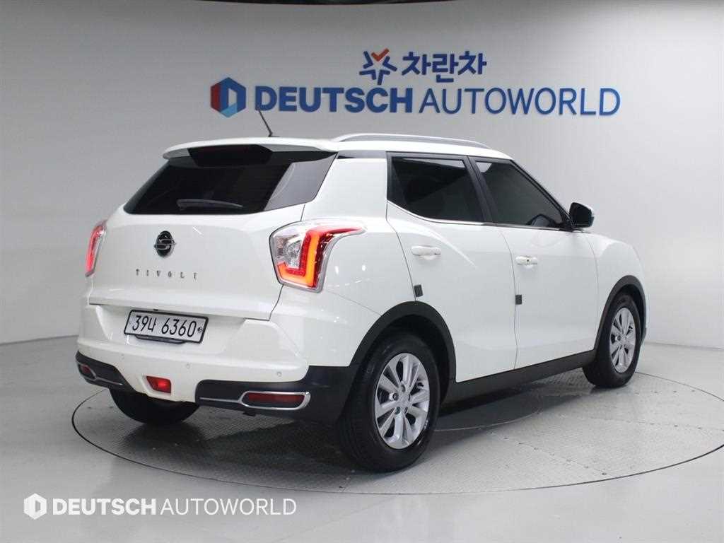 Ssangyong Tivoli - Vista 2