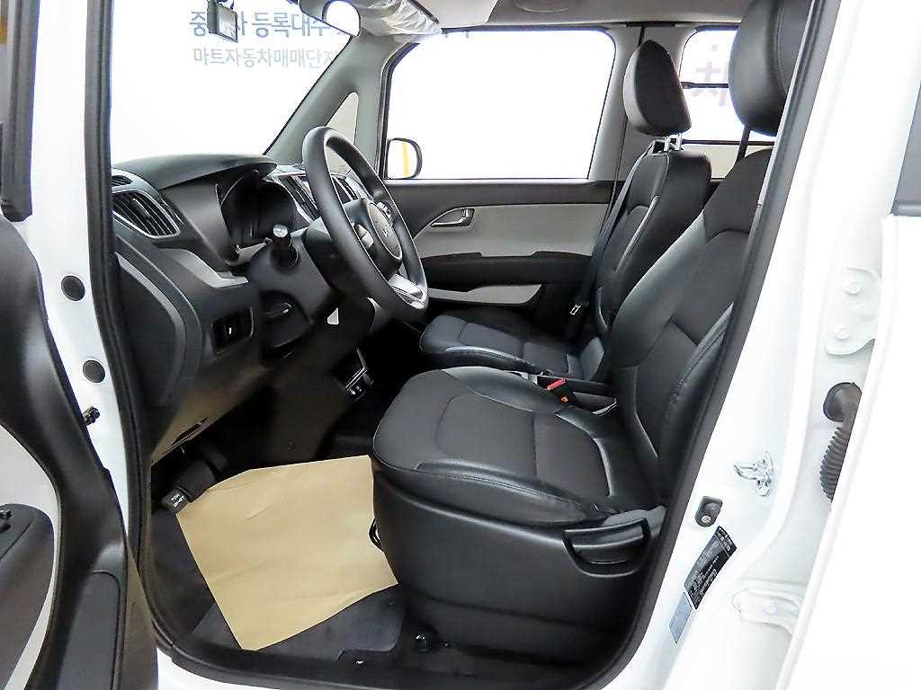 KIA Ray - Vista 7