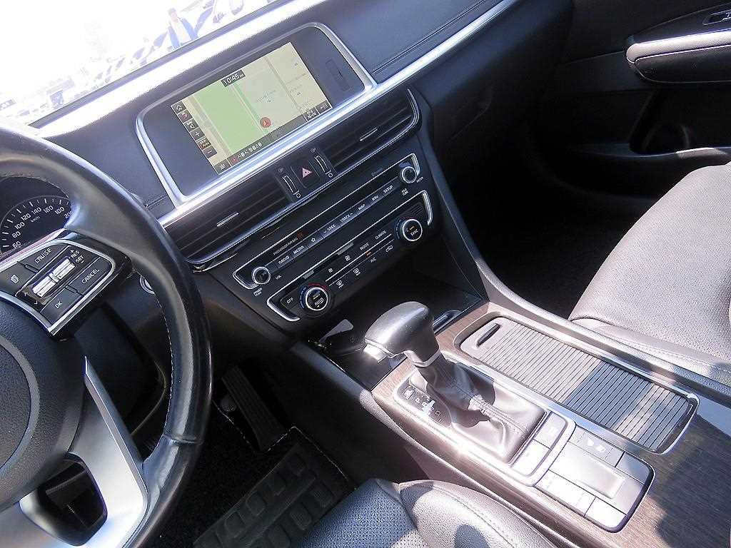 KIA K5 - Vista 11