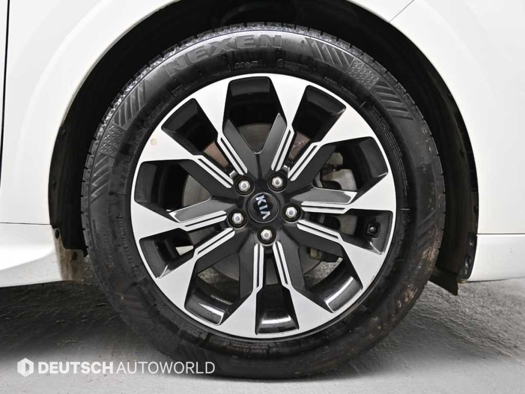 KIA Carnival - Vista 7