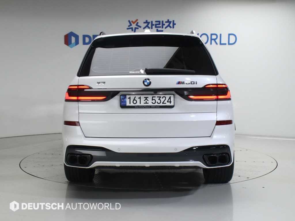BMW X7 - Vista 6