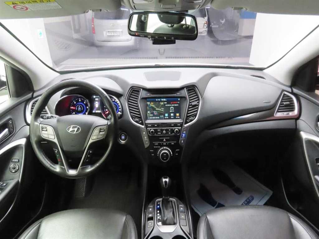 HYUNDAI Maxcruz - Vista 10
