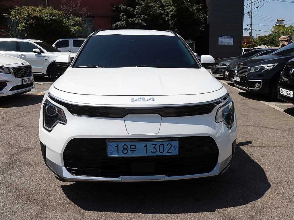 KIA Niro 2023 Blanco - Importación desde Corea - HF Imports Iquique - Foto 1