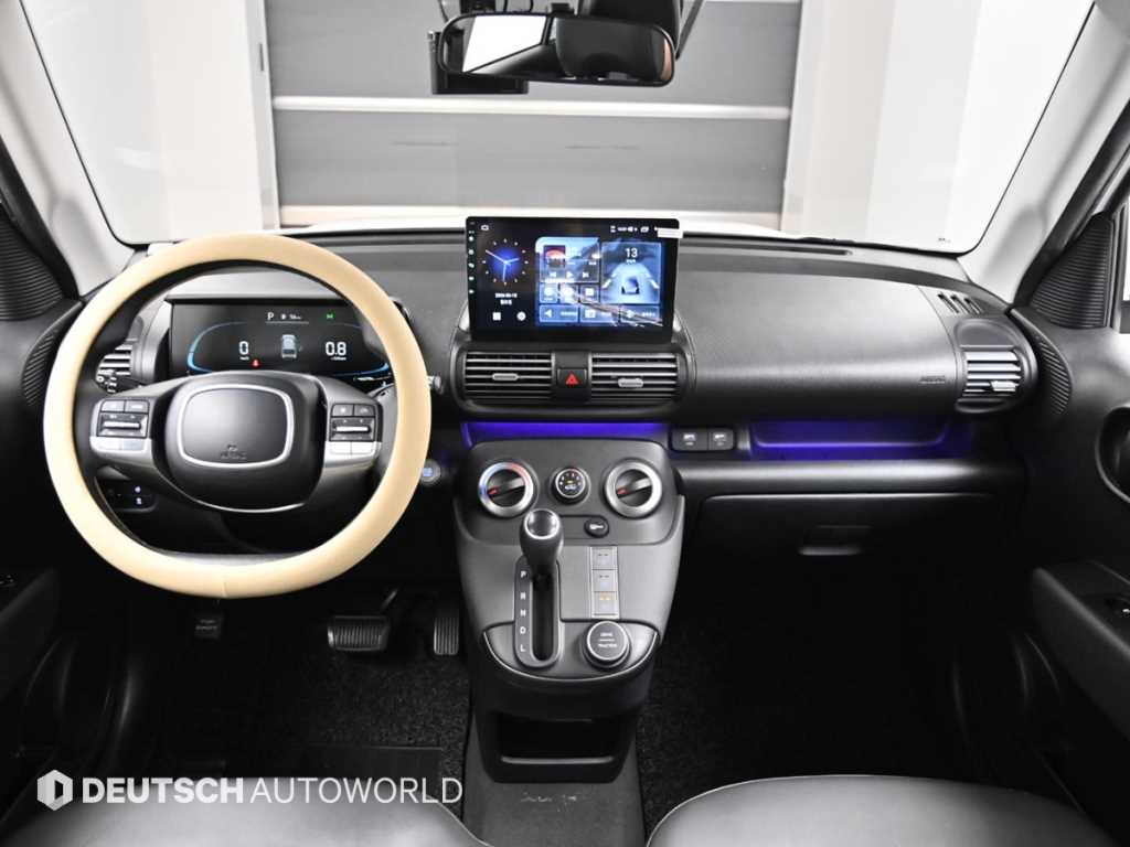 HYUNDAI Casper - Vista 9