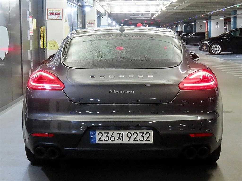Porsche Panamera - Vista 7