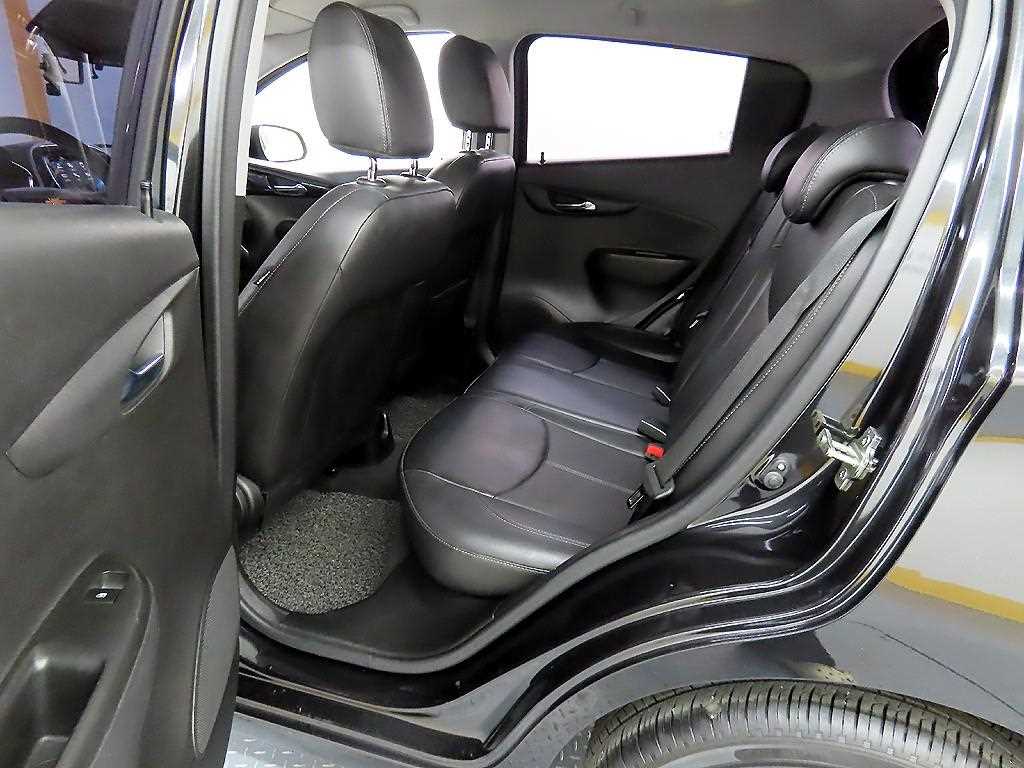 Chevrolet Spark - Vista 8
