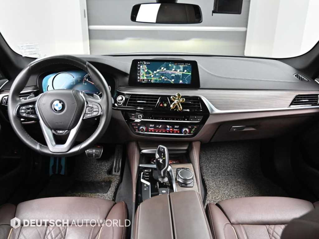 BMW 5 Series - Vista 9
