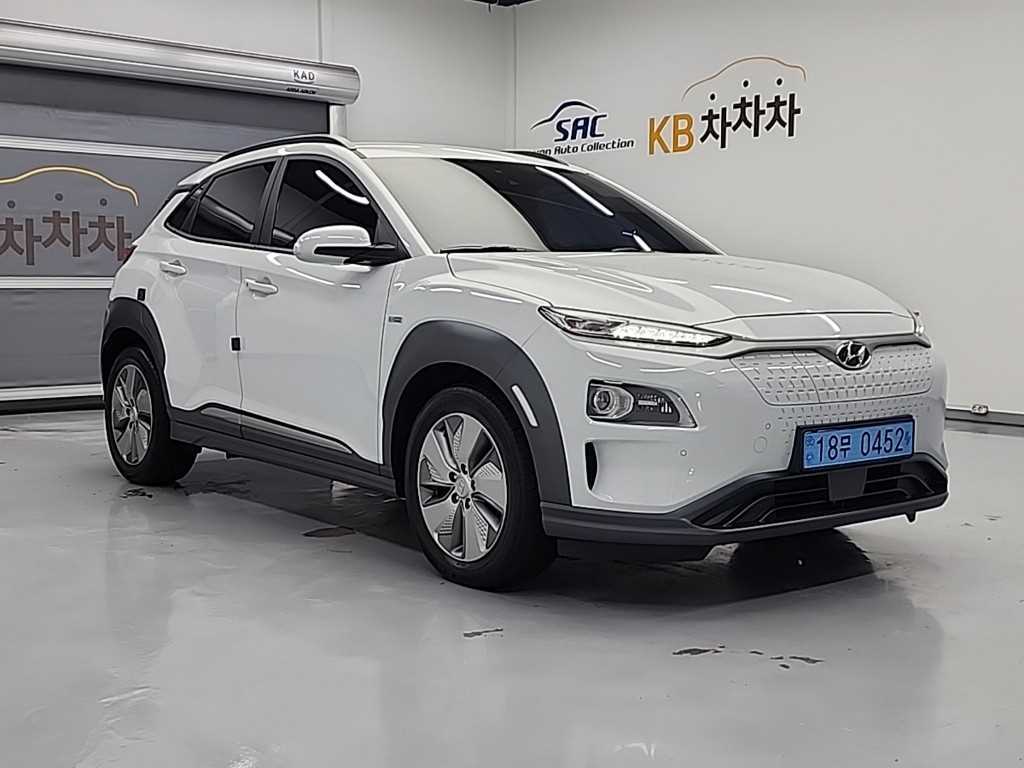 HYUNDAI Kona - Vista 6