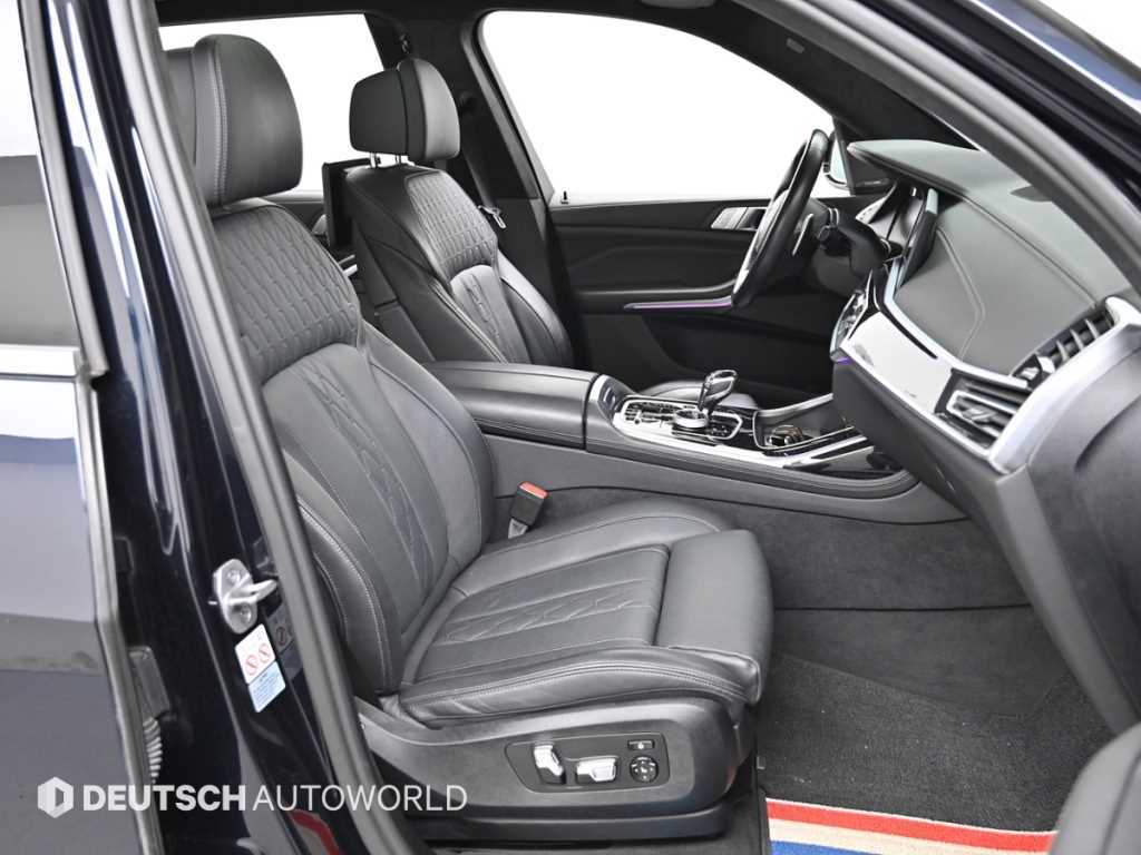 BMW X7 - Vista 12