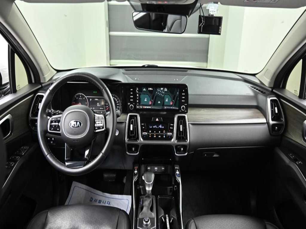 KIA Sorento - Vista 9