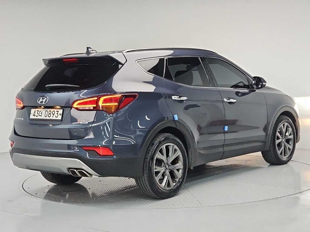 HYUNDAI Santa Fe - Vista 6