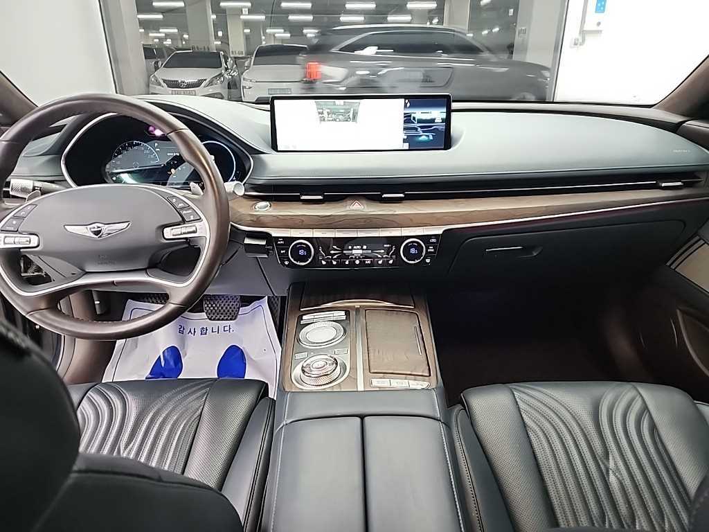 Genesis G80 - Vista 9