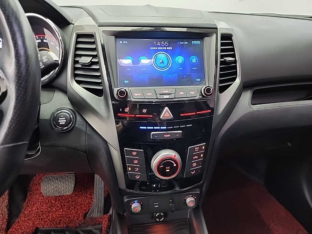 Ssangyong Tivoli - Vista 12