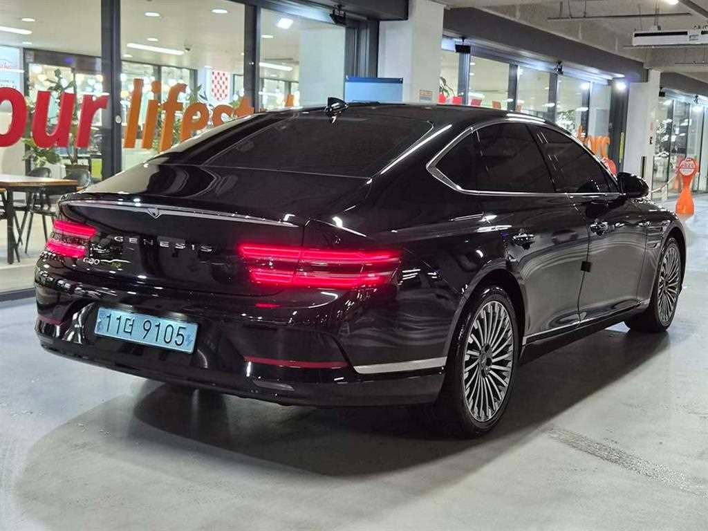 Genesis G80 - Vista 6