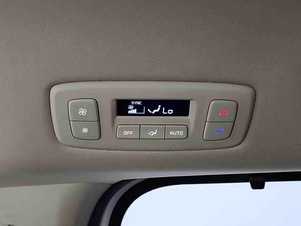 KIA Carnival 2022 Blanco - Importación desde Corea - HF Imports Iquique - Foto 15