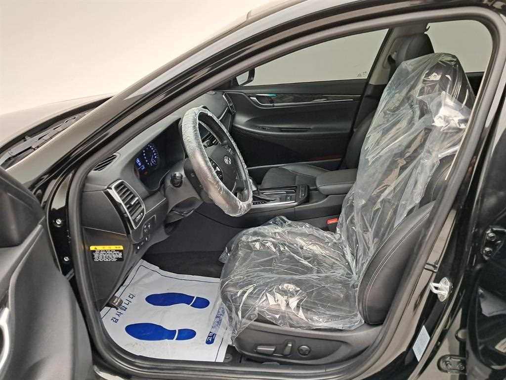 HYUNDAI Grandeur 2017 Negro - Importación desde Corea - HF Imports Iquique - Foto 13