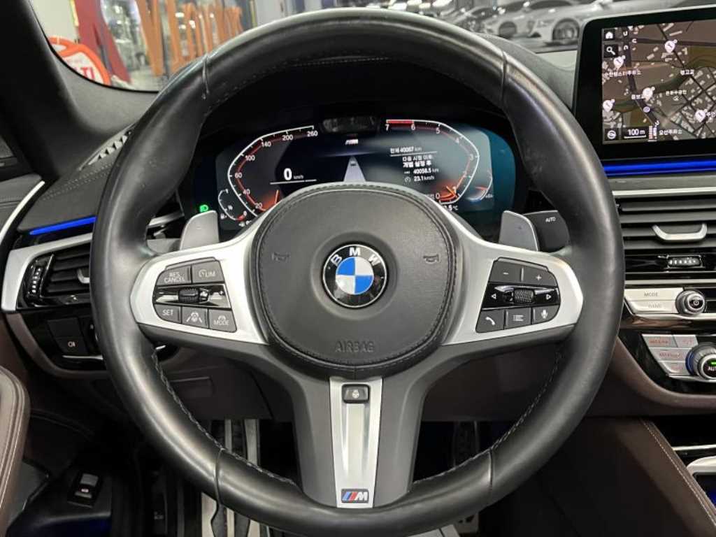 BMW 5 Series 2023 Blanco - Importación desde Corea - HF Imports Iquique - Foto 13
